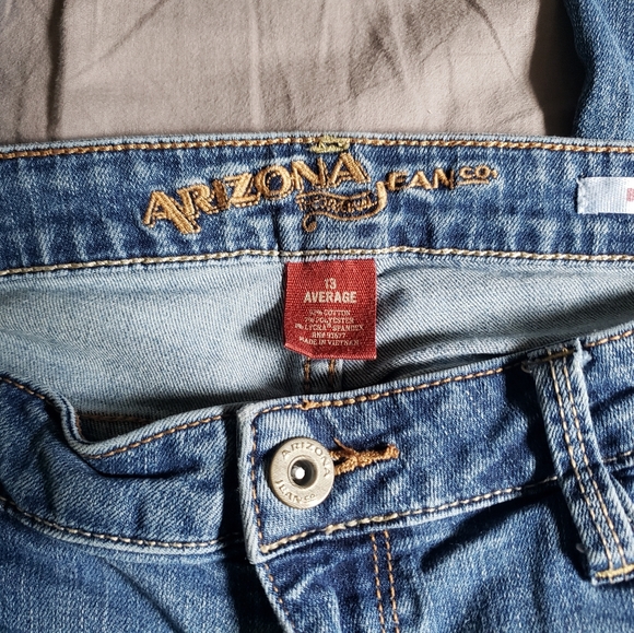 Arizona Jeans - Picture 3 of 3